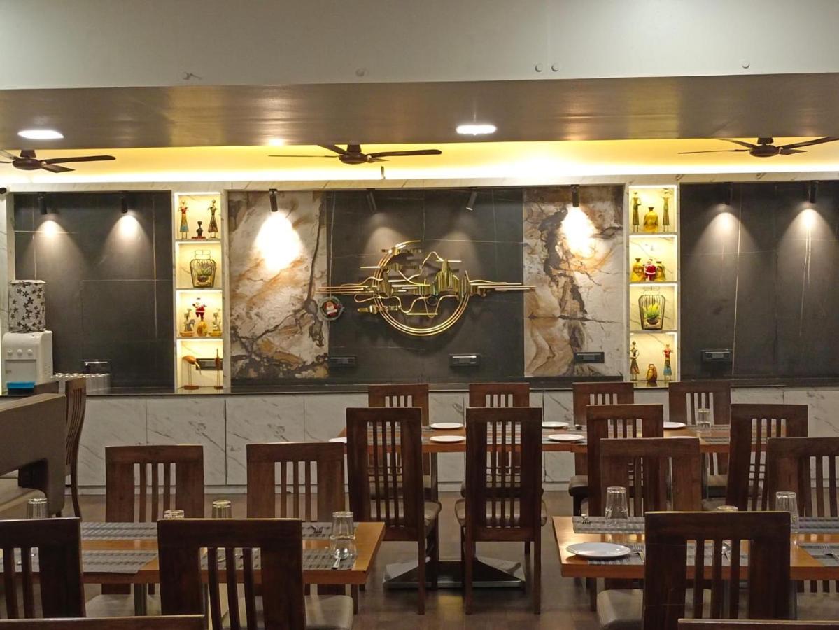 Hotel Sai Miracle Shirdi Εξωτερικό φωτογραφία