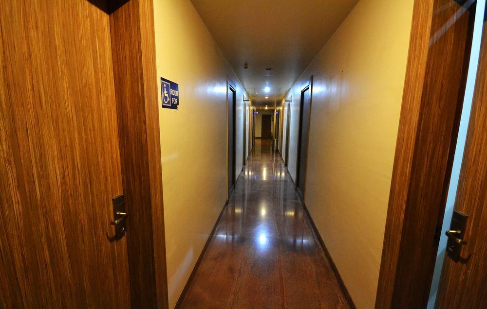 Hotel Sai Miracle Shirdi Εξωτερικό φωτογραφία